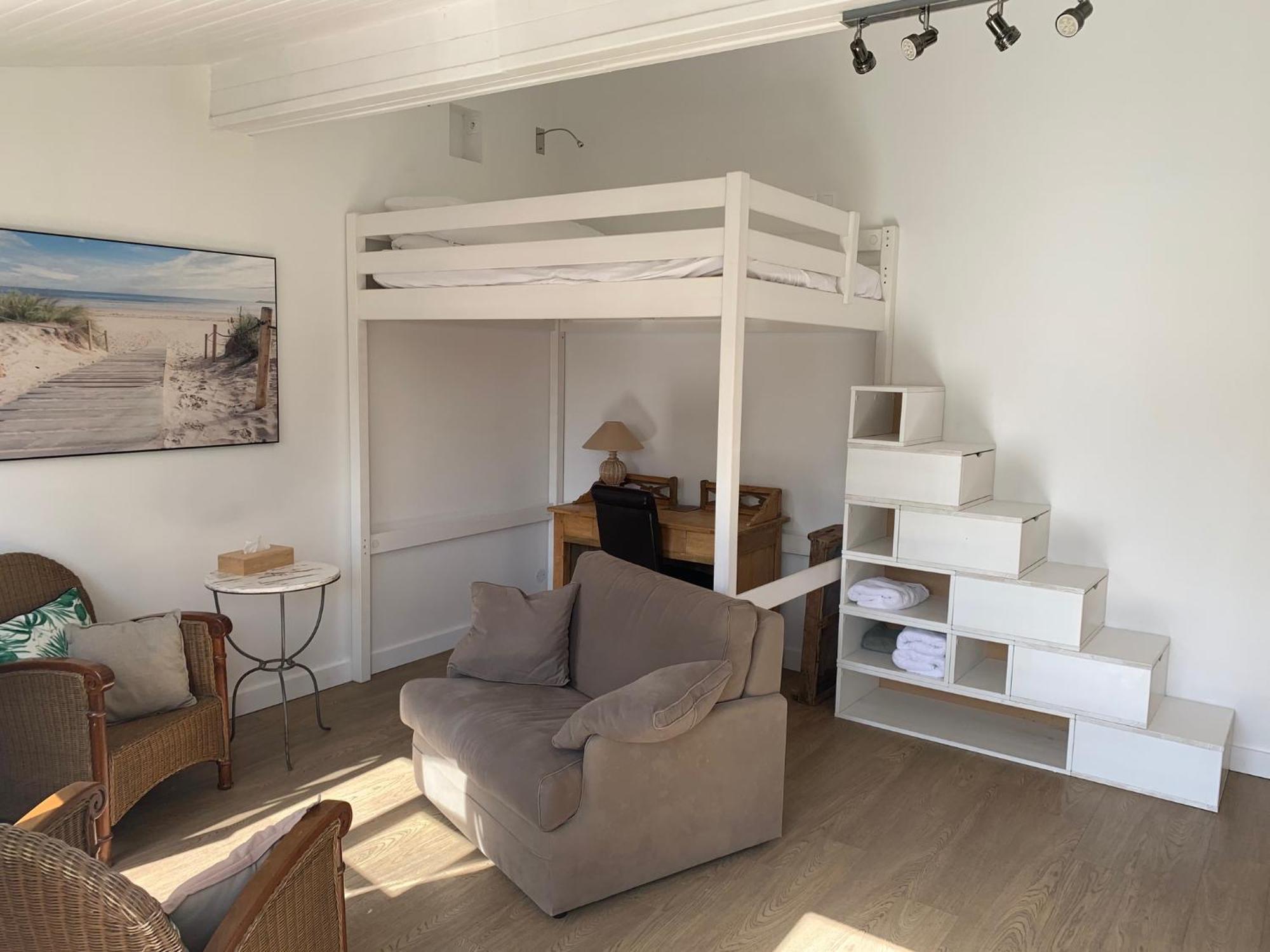 Hotel Les Bois Flottais เลอบัวส์-ปลาจ-อ็อง-เร ภายนอก รูปภาพ