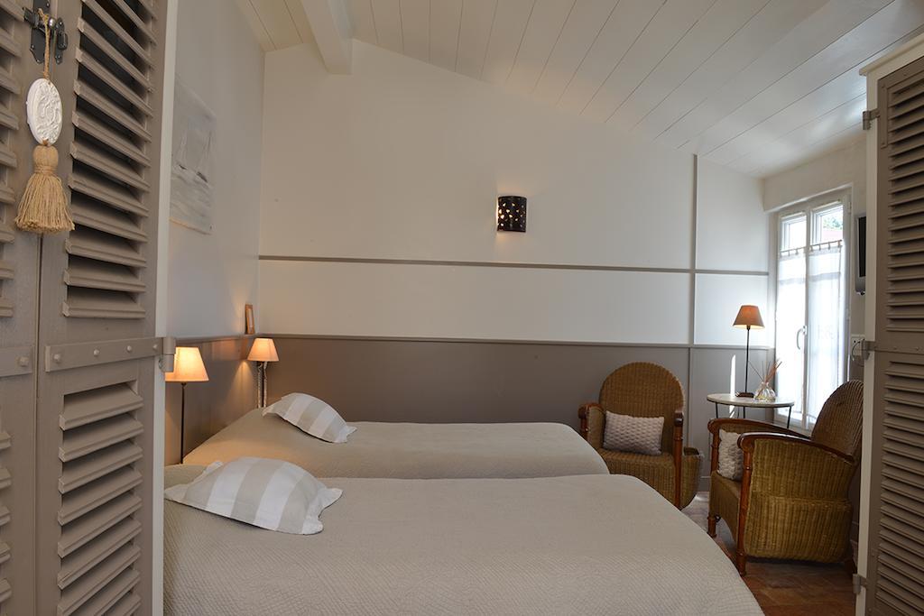 Hotel Les Bois Flottais เลอบัวส์-ปลาจ-อ็อง-เร ห้อง รูปภาพ